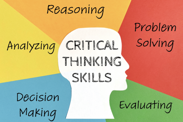 Pensiero critico e decisioni bias-free con gli avatar e-REAL